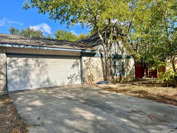 $1,600 | 7315 Ridge Beach Drive, Converse, TX 78109
