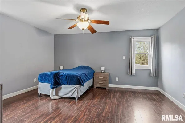 $425,000 | 3838 North 8th Street Road, Springfield, IL 62707