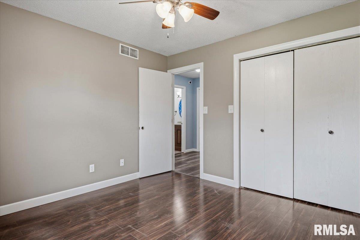 3838 North 8th Street Road Springfield, IL 62707 - Photo 26 of 73