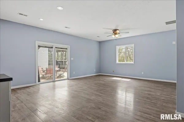 $425,000 | 3838 North 8th Street Road, Springfield, IL 62707