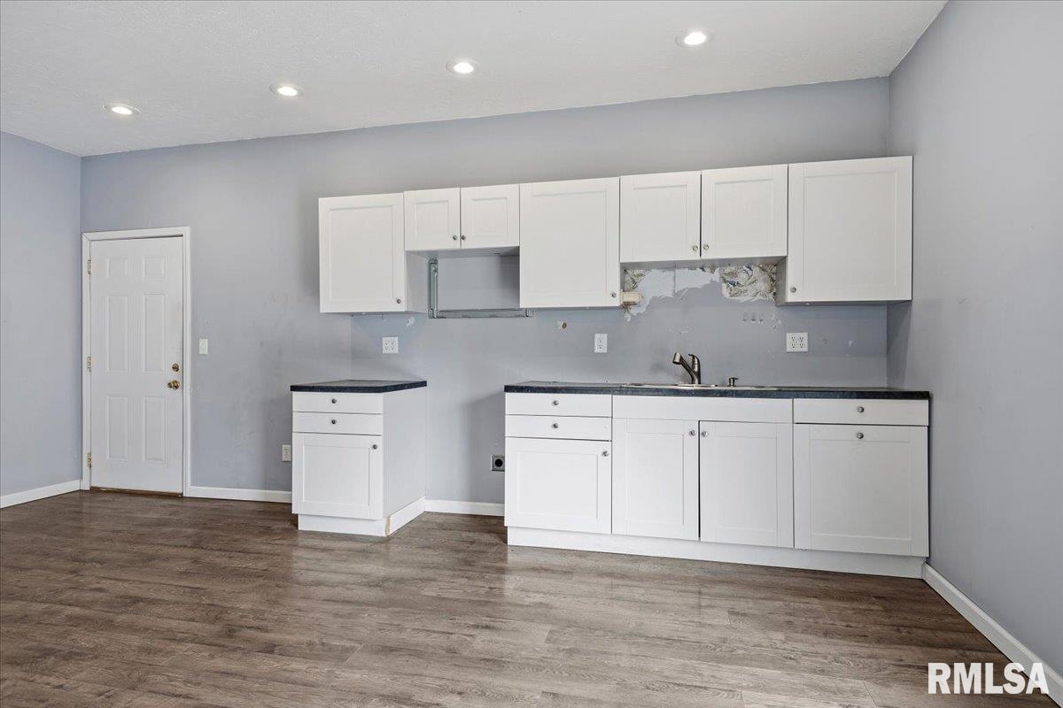 3838 North 8th Street Road Springfield, IL 62707 - Photo 42 of 73
