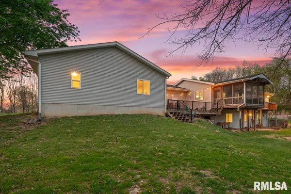 $425,000 | 3838 North 8th Street Road, Springfield, IL 62707