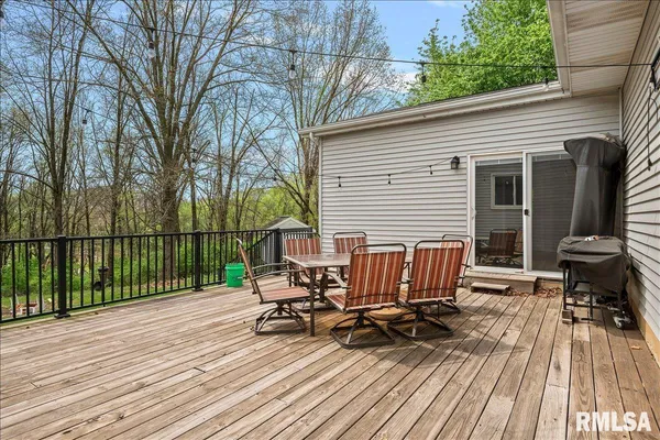 $425,000 | 3838 North 8th Street Road, Springfield, IL 62707