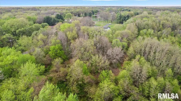 $425,000 | 3838 North 8th Street Road, Springfield, IL 62707