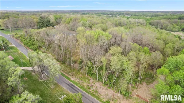 $425,000 | 3838 North 8th Street Road, Springfield, IL 62707