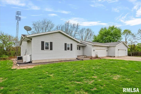 $425,000 | 3838 North 8th Street Road, Springfield, IL 62707