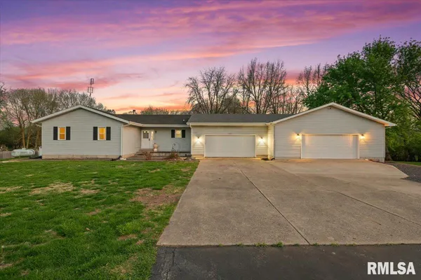 $425,000 | 3838 North 8th Street Road, Springfield, IL 62707
