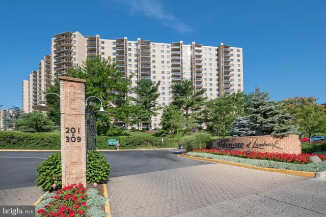 $349,900 | 307 Yoakum Parkway, Unit 1808, Alexandria, VA 22304