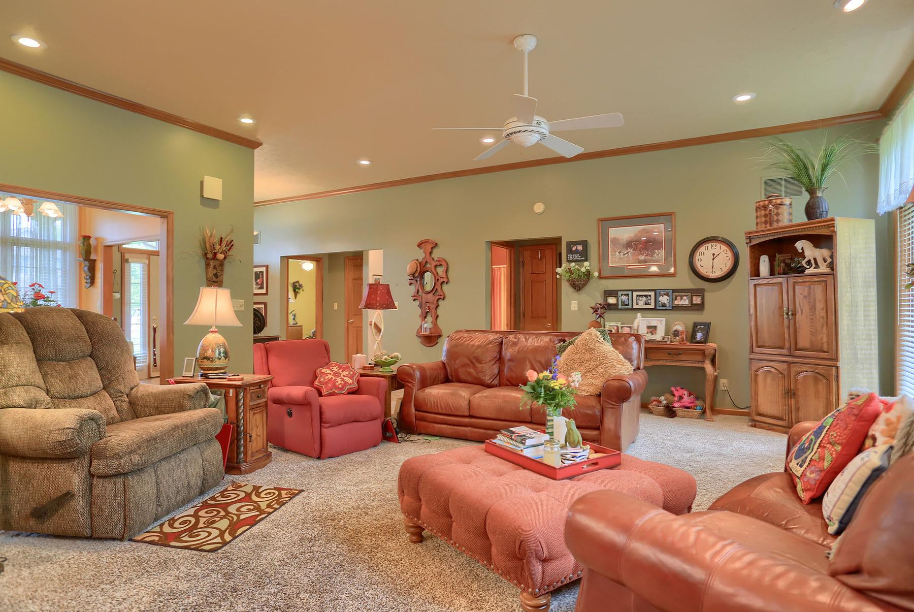 292 South Hunters Ridge Warsaw, IN 46582 - Photo 13 of 30 Gallery Image 13