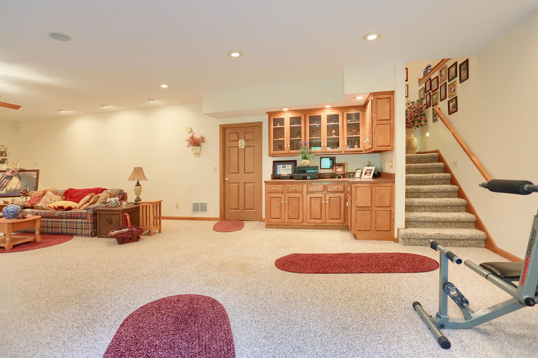 292 South Hunters Ridge Warsaw, IN 46582 - Photo 28 of 30 Gallery Image 28
