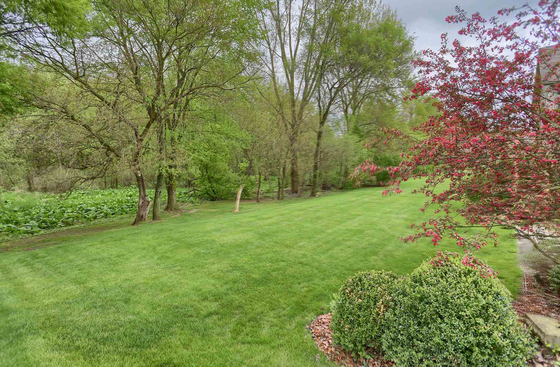 292 South Hunters Ridge Warsaw, IN 46582 - Photo 6 of 30 Gallery Image 6