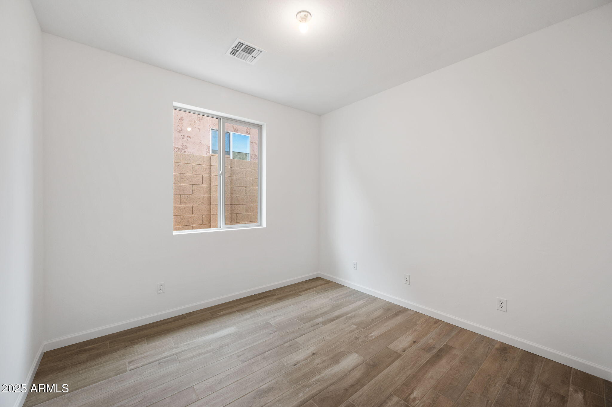 833 Eugene Road Clarkdale, AZ 86324 - Photo 19 of 24 25-Office