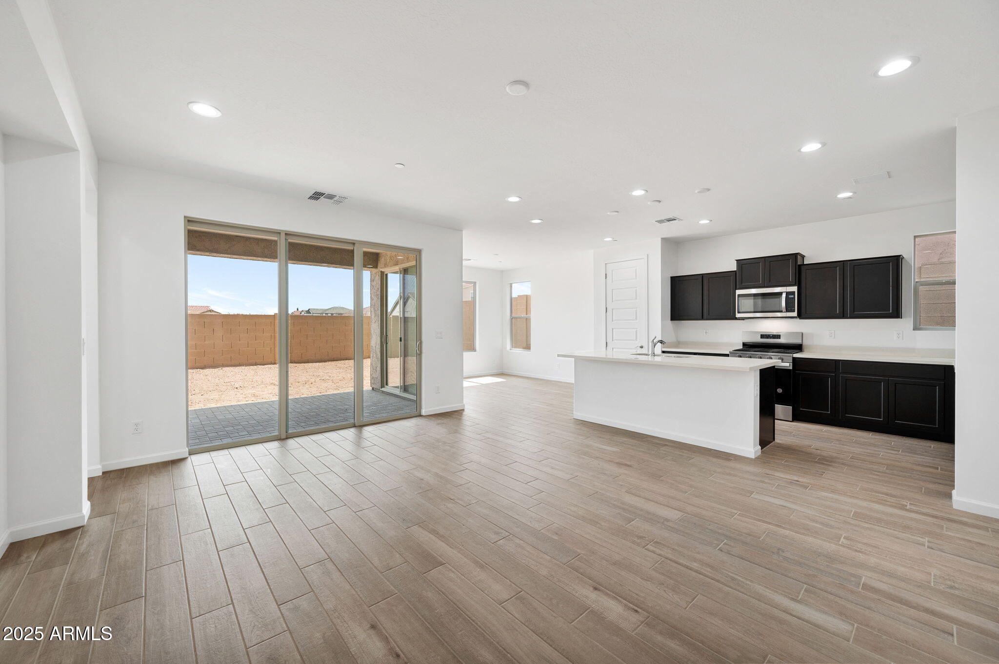 833 Eugene Road Clarkdale, AZ 86324 - Photo 2 of 24 6-Great-Room