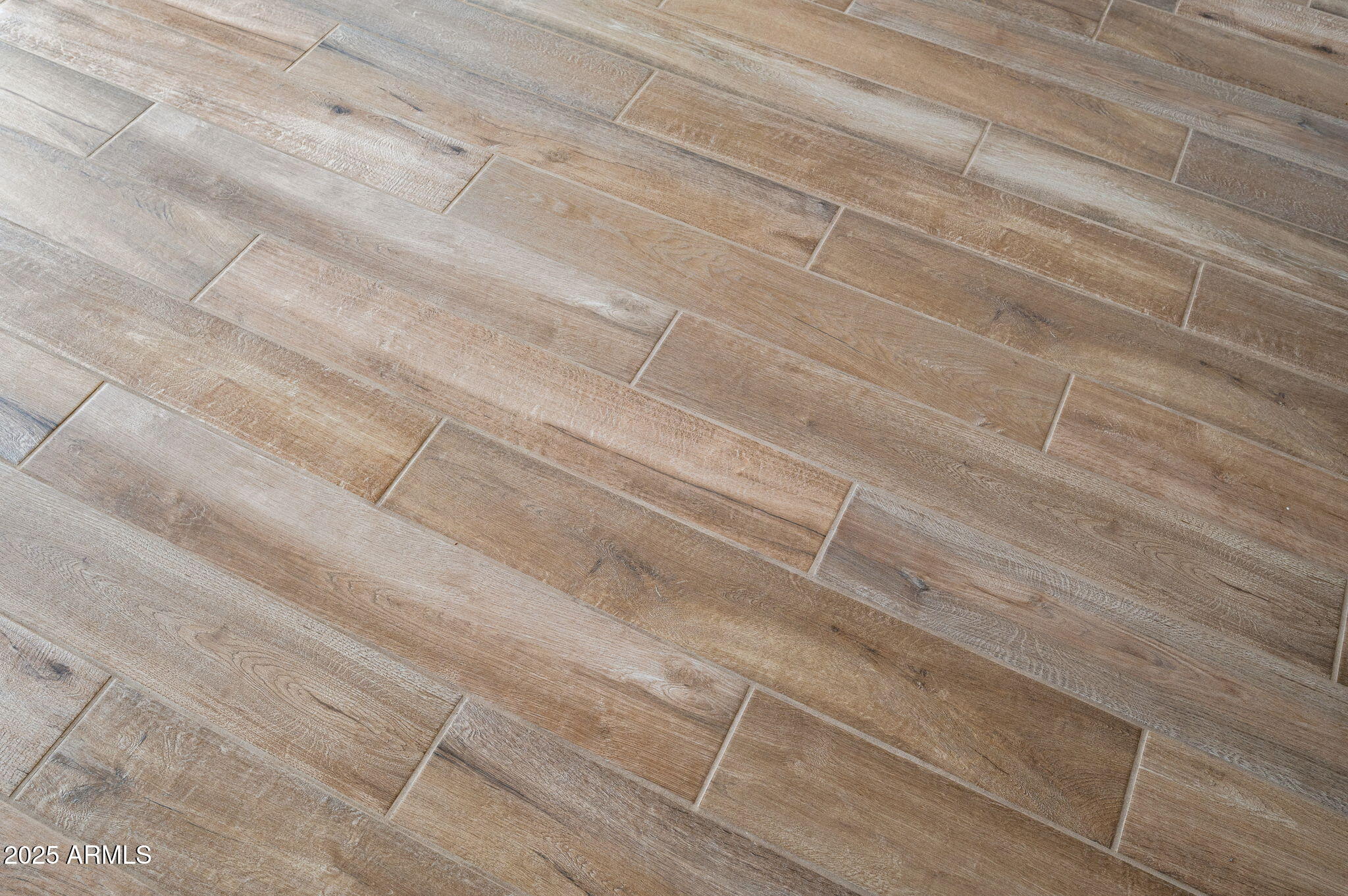 833 Eugene Road Clarkdale, AZ 86324 - Photo 21 of 24 27-Flooring-Detail