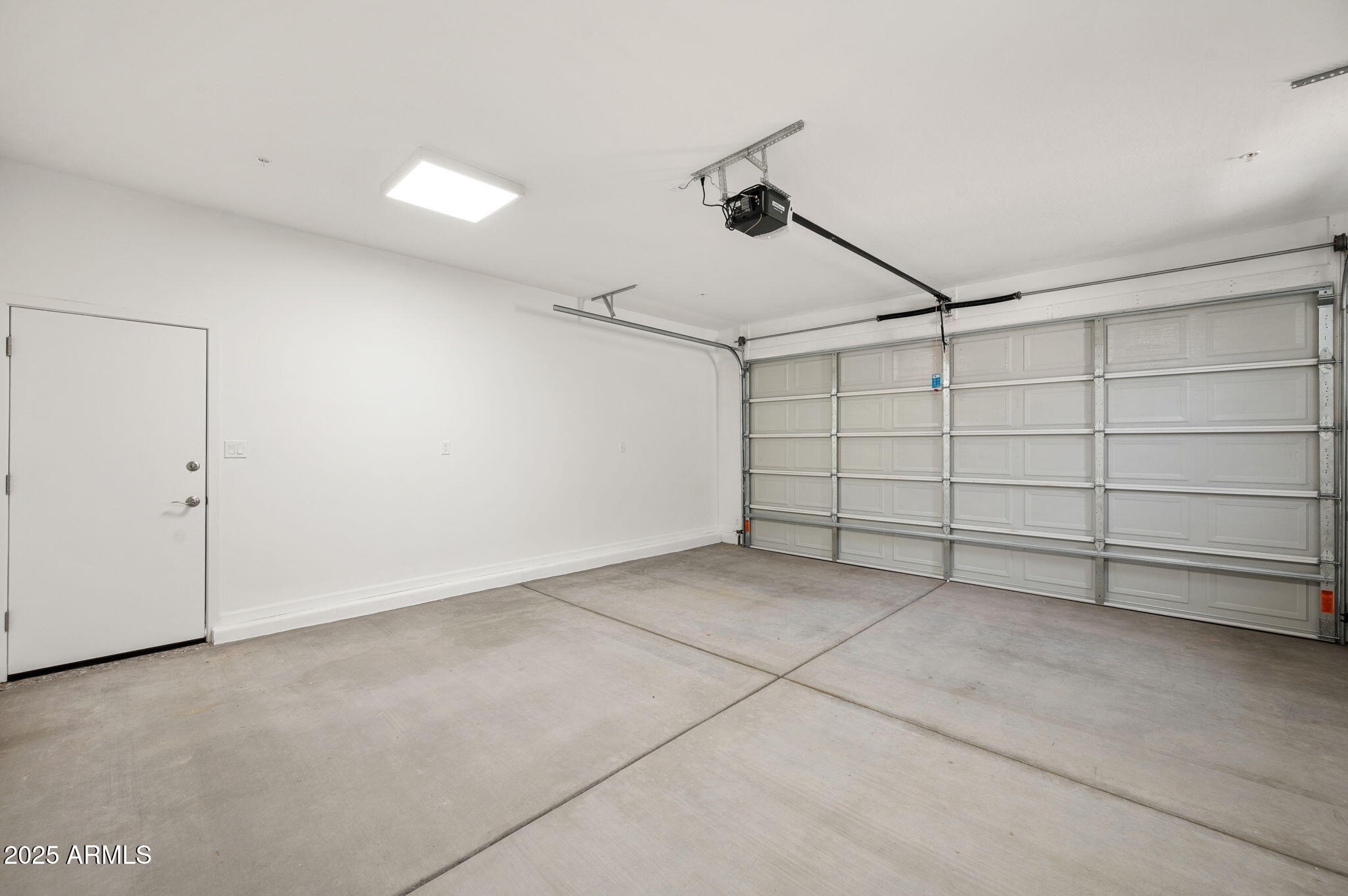 833 Eugene Road Clarkdale, AZ 86324 - Photo 23 of 24 29-Garage