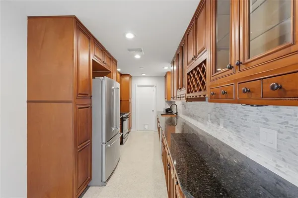 $2,890 | 7700 15th Way North, St. Petersburg, FL 33702
