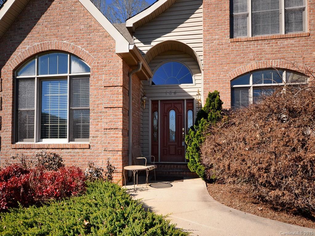 104 Shallow View, Unit 2 Candler, NC 28715 - Photo 2 of 23 Gallery Image 2