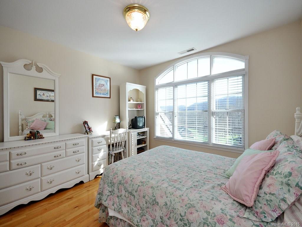 104 Shallow View, Unit 2 Candler, NC 28715 - Photo 17 of 23 Gallery Image 17
