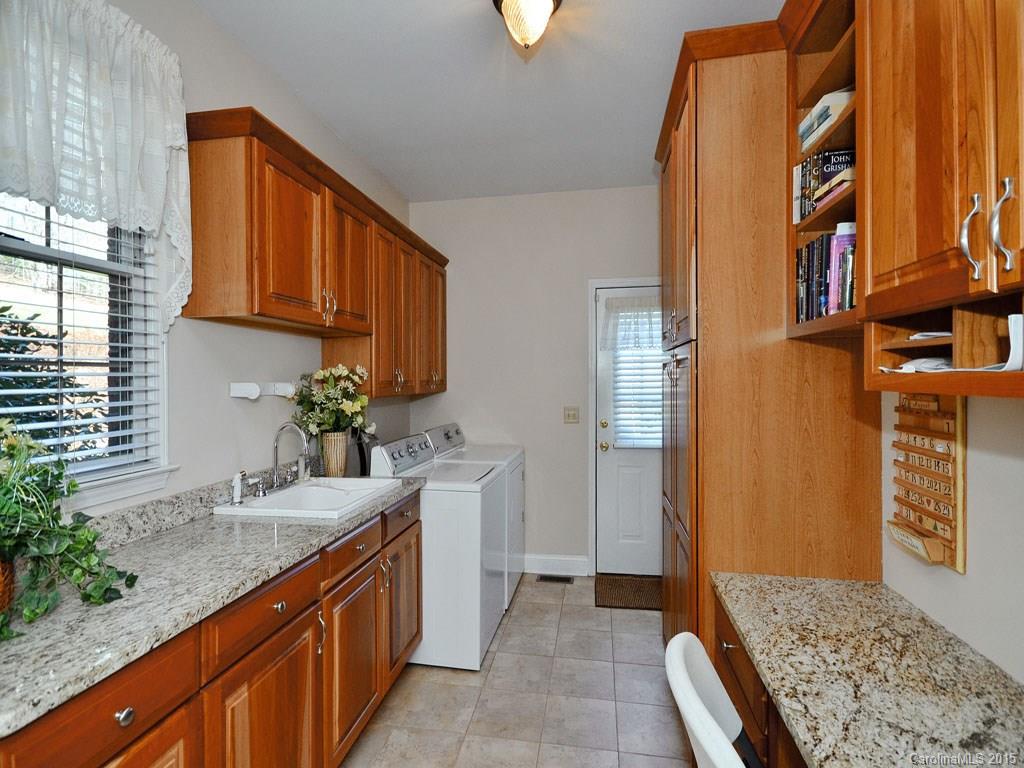 104 Shallow View, Unit 2 Candler, NC 28715 - Photo 21 of 23 Gallery Image 21