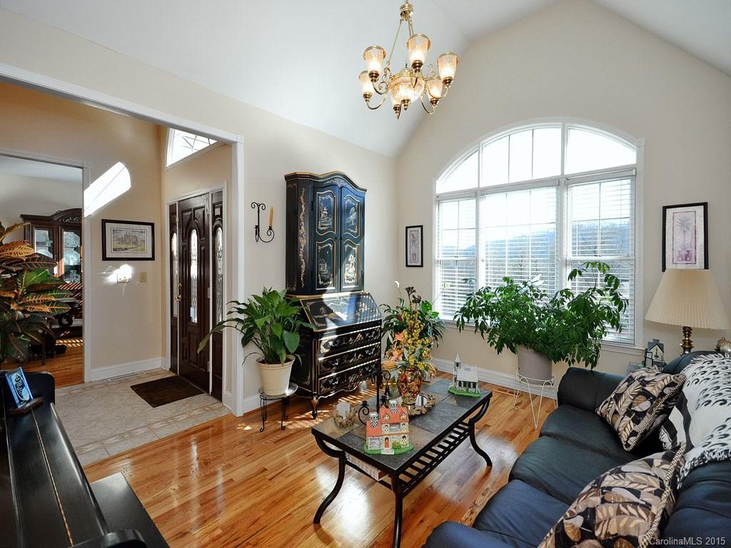 104 Shallow View, Unit 2 Candler, NC 28715 - Photo 6 of 23 Gallery Image 6