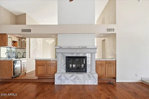 $1,025,000 | 15814 North 12th Street, Phoenix, AZ 85022