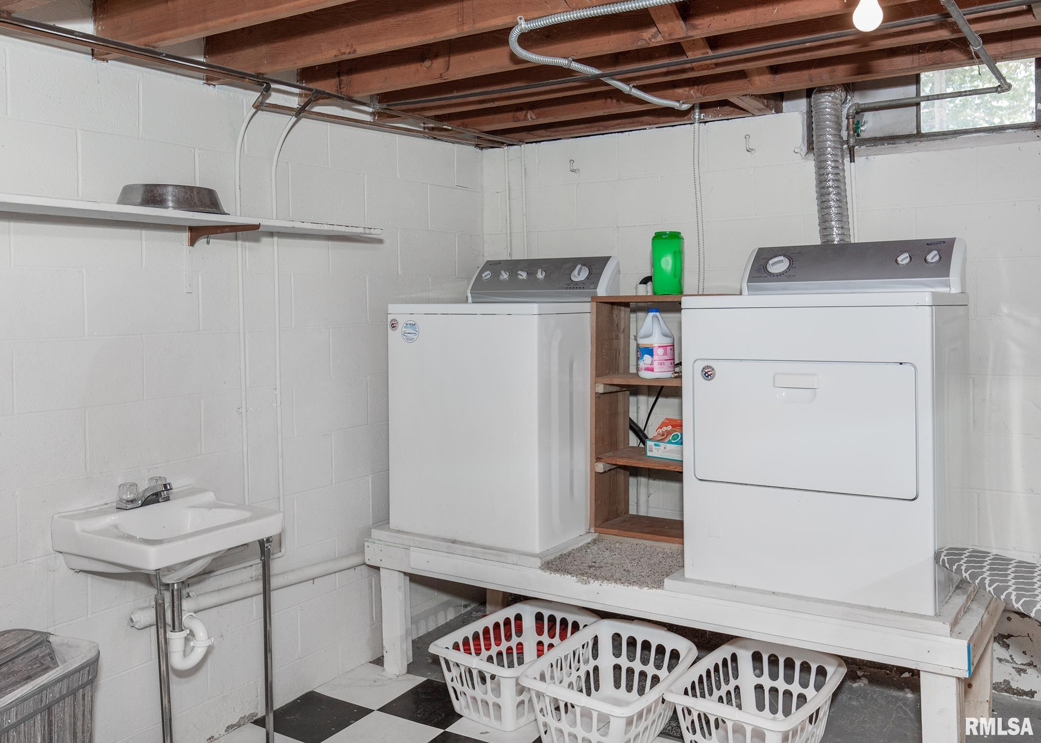 2230 Telegraph Road Davenport, IA 52804 - Photo 23 of 32 Gallery Image 23