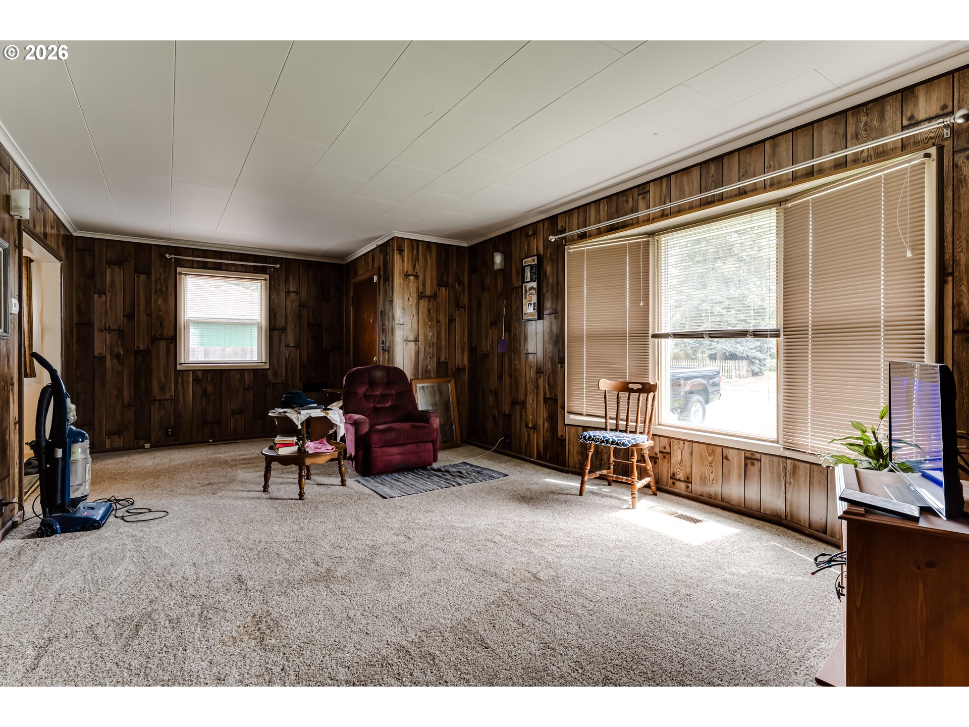 340 West M Street Springfield, OR 97477 - Photo 9 of 16