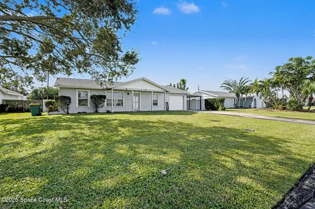 $450,000 | 2065 Abalone Avenue, Indialantic, FL 32903