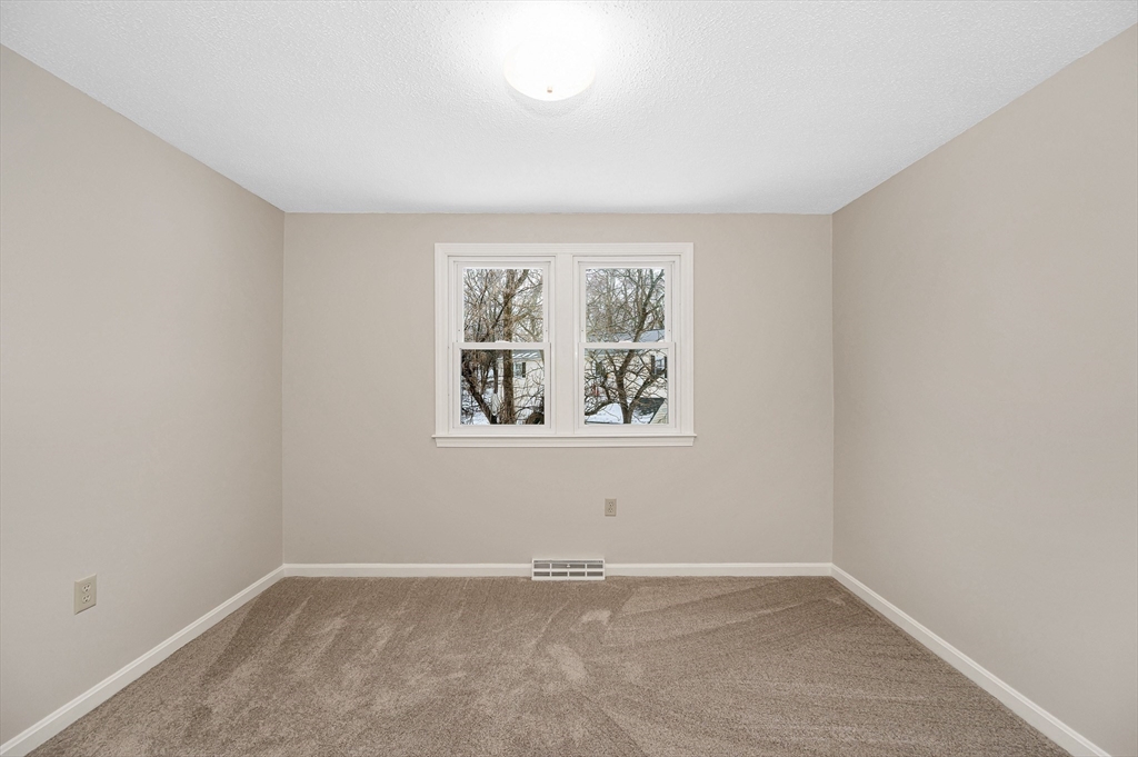 241 Broadway Road, Unit 50 Dracut, MA 01826 - Photo 19 of 36