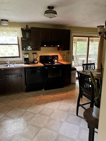 57 Summer Road Berlin, MA 01503 - Photo 11 of 22 Gallery Image 11
