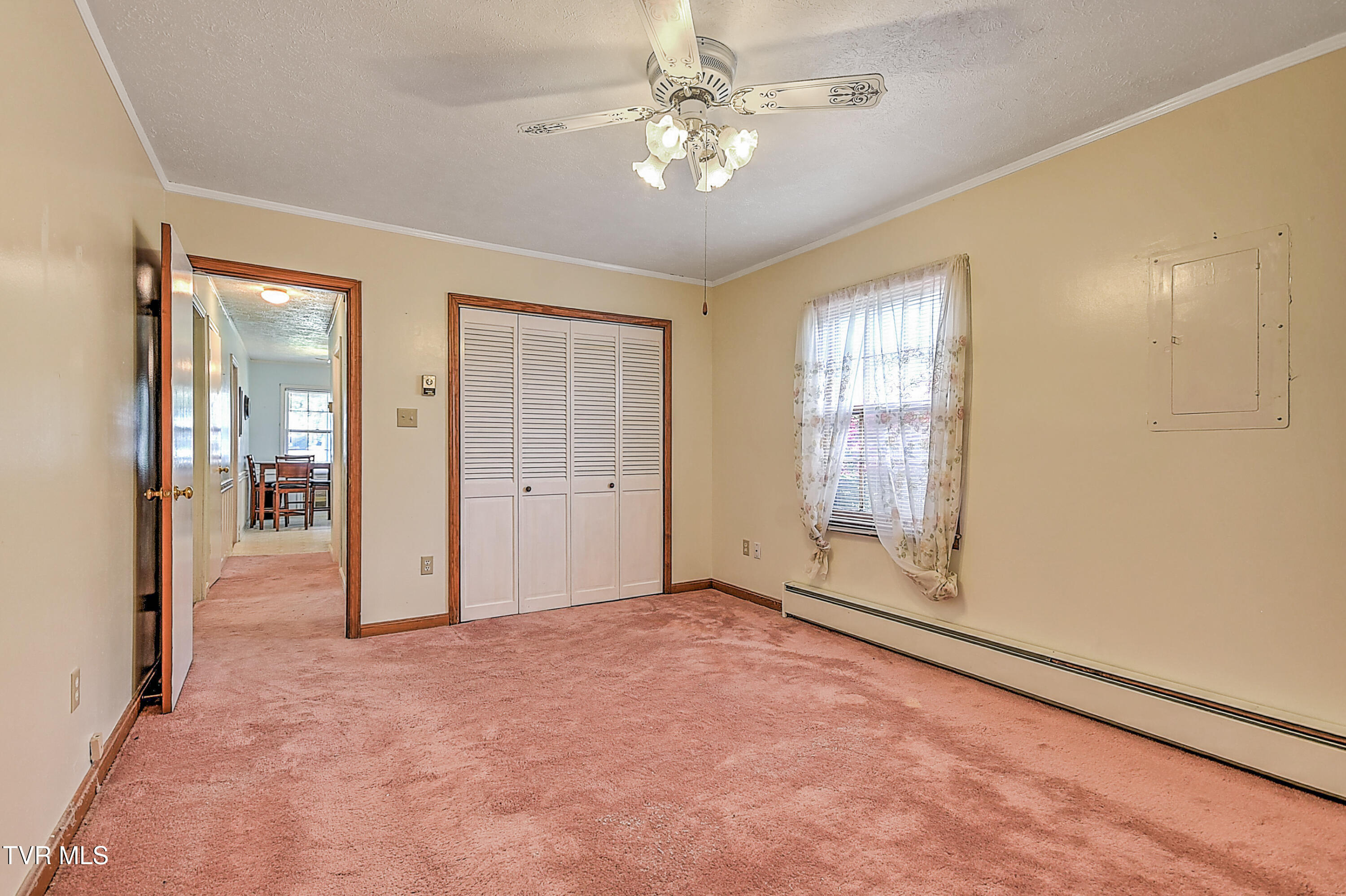 700 Painter Creek Road Bristol, TN 37620 - Photo 18 of 51 700 Painter Creek KB-22