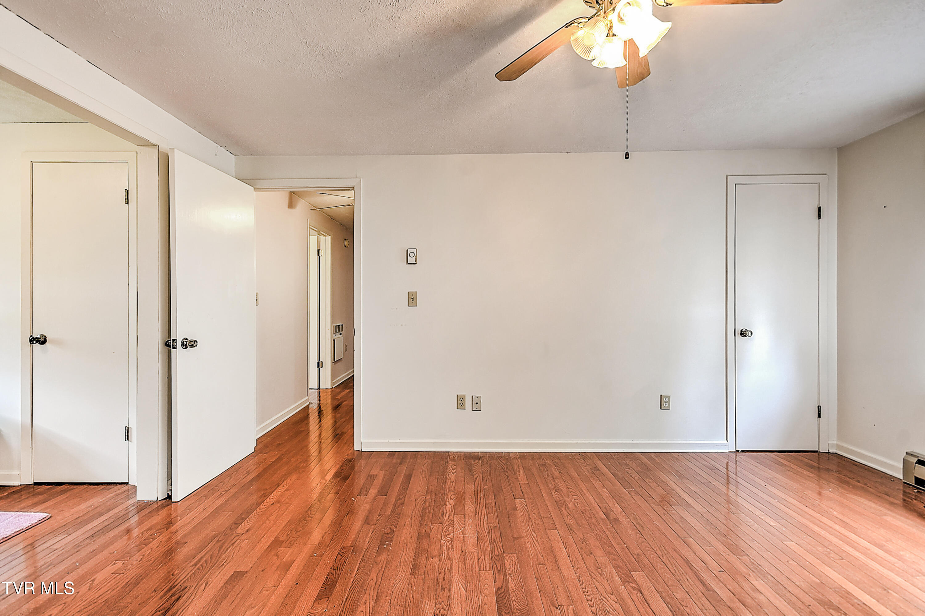 700 Painter Creek Road Bristol, TN 37620 - Photo 34 of 51 700 Painter Creek KB-40