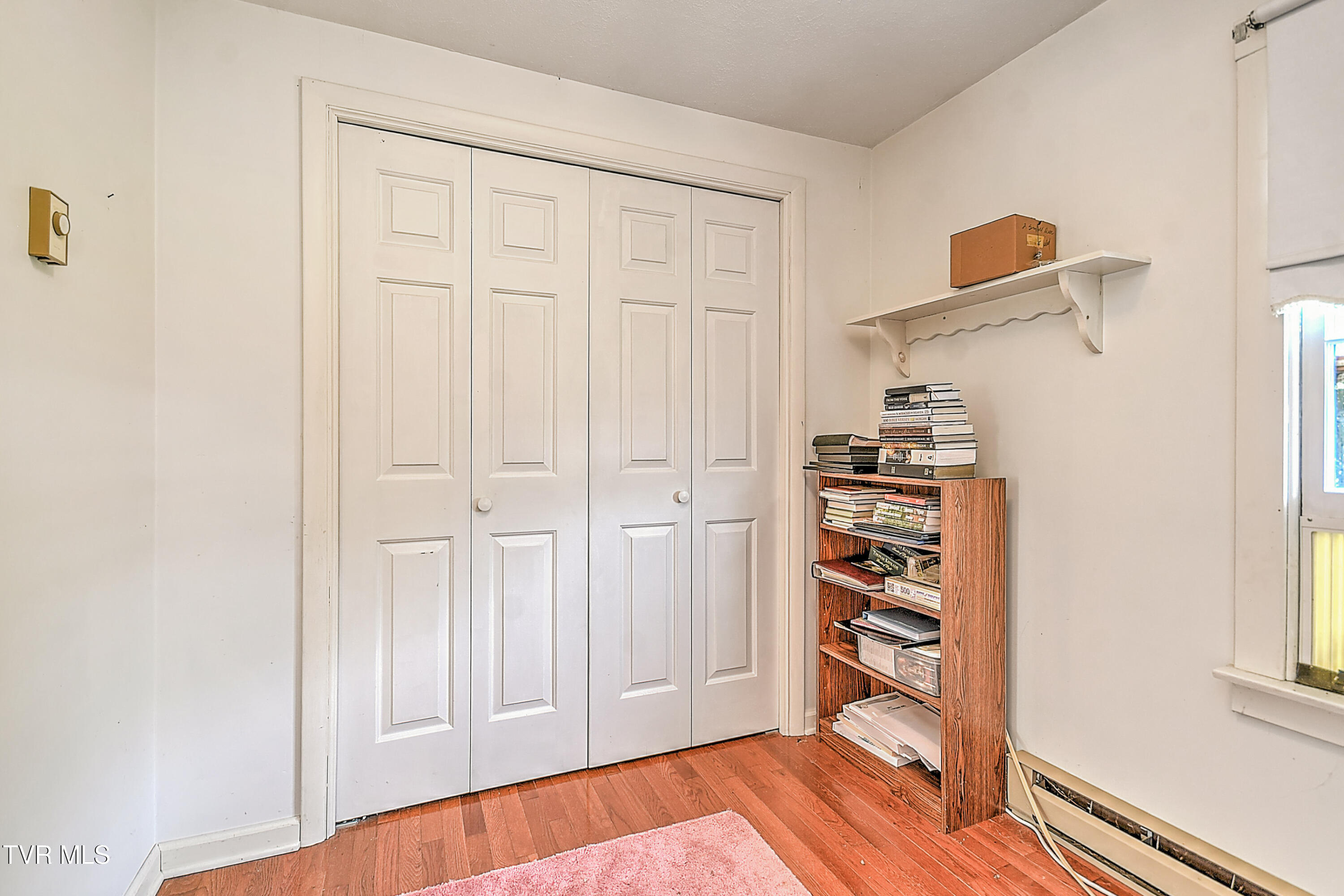 700 Painter Creek Road Bristol, TN 37620 - Photo 38 of 51 700 Painter Creek KB-44