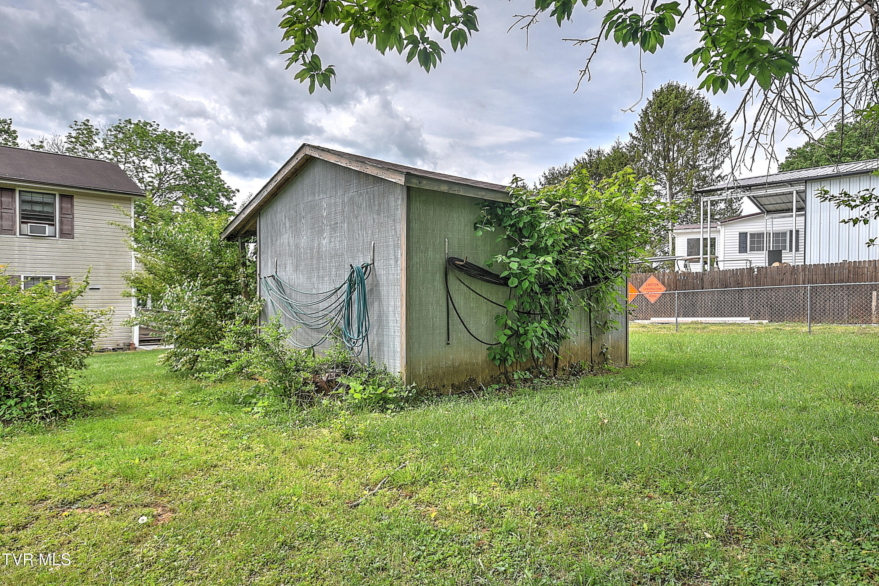 700 Painter Creek Road Bristol, TN 37620 - Photo 41 of 51 700 Painter Creek KB-48