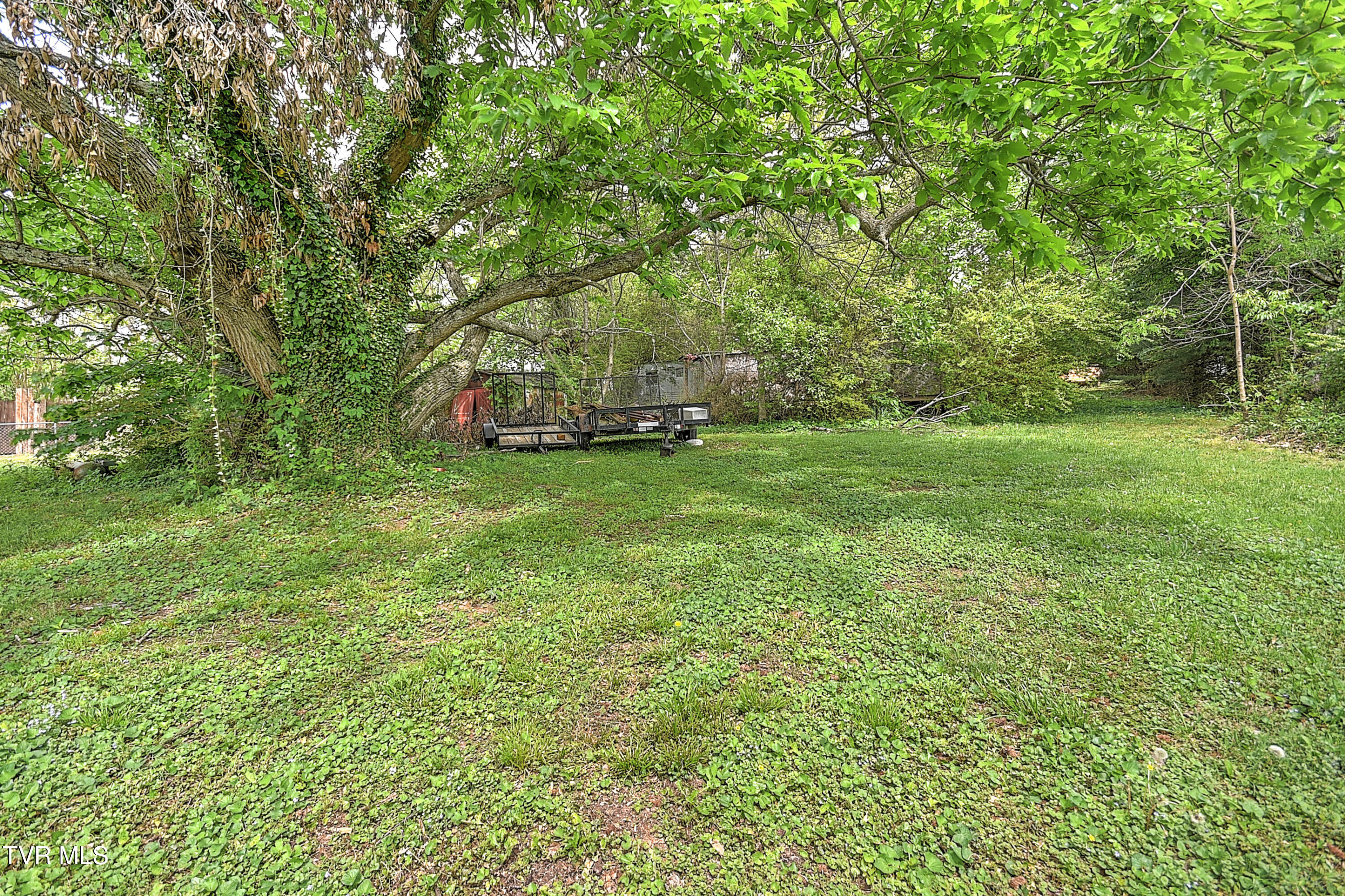 700 Painter Creek Road Bristol, TN 37620 - Photo 43 of 51 700 Painter Creek KB-49