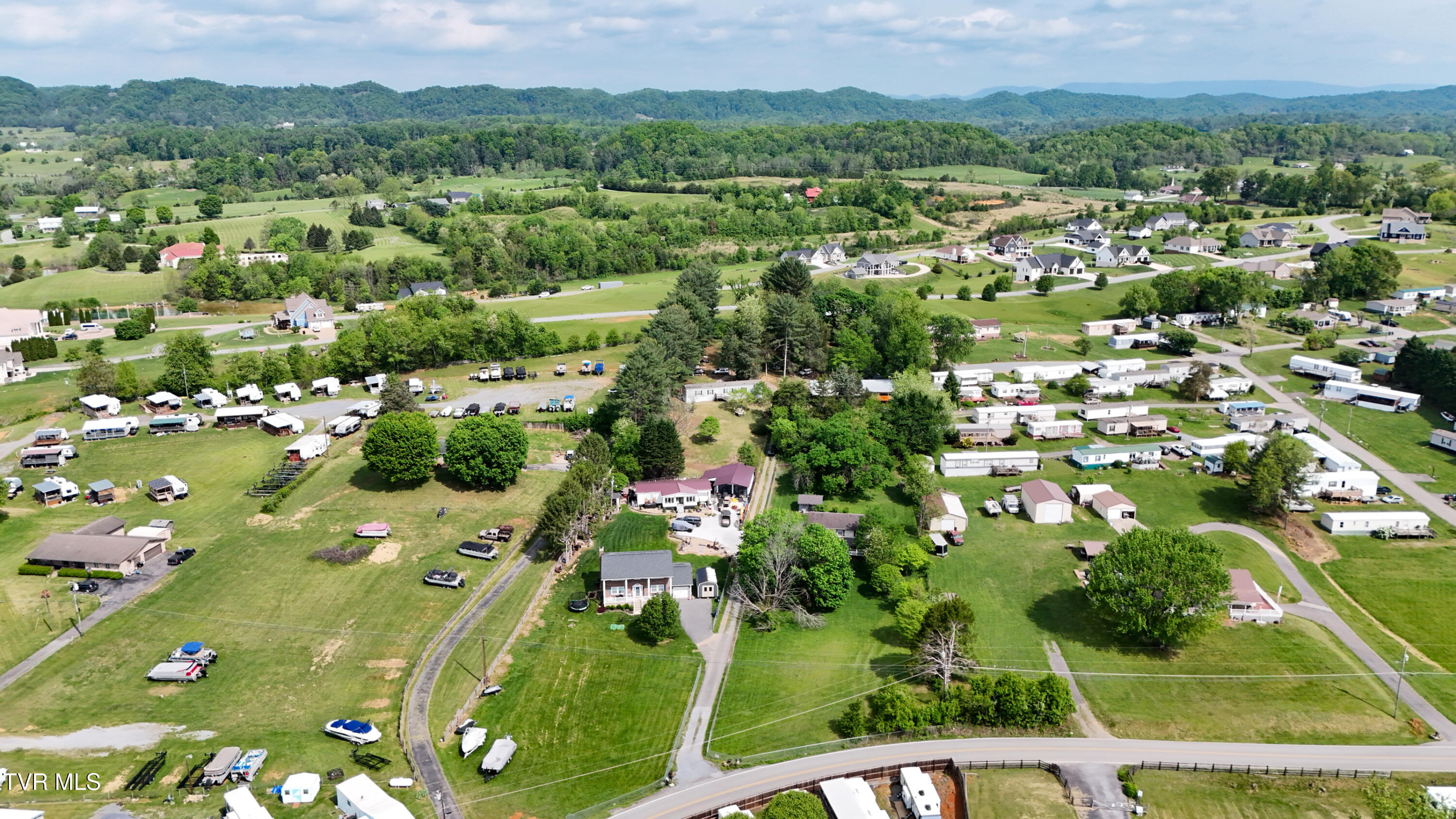 700 Painter Creek Road Bristol, TN 37620 - Photo 46 of 51 700 Painter Creek Drone KB-9