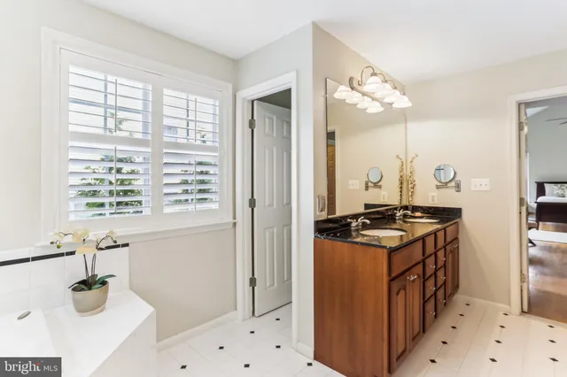 $999,900 | 10801 Torrance Drive, Kensington, MD 20895