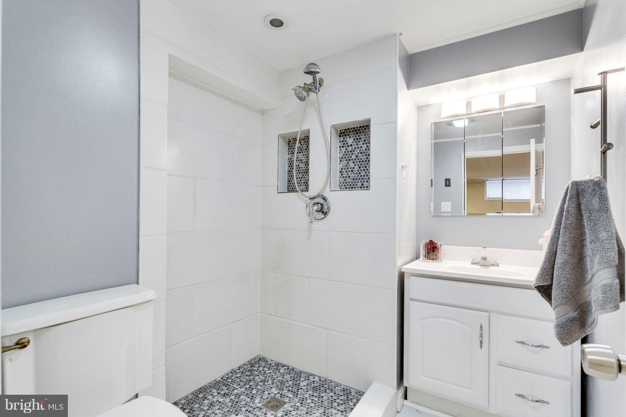 6335 Telegraph Road Alexandria, VA 22310 - Photo 15 of 39