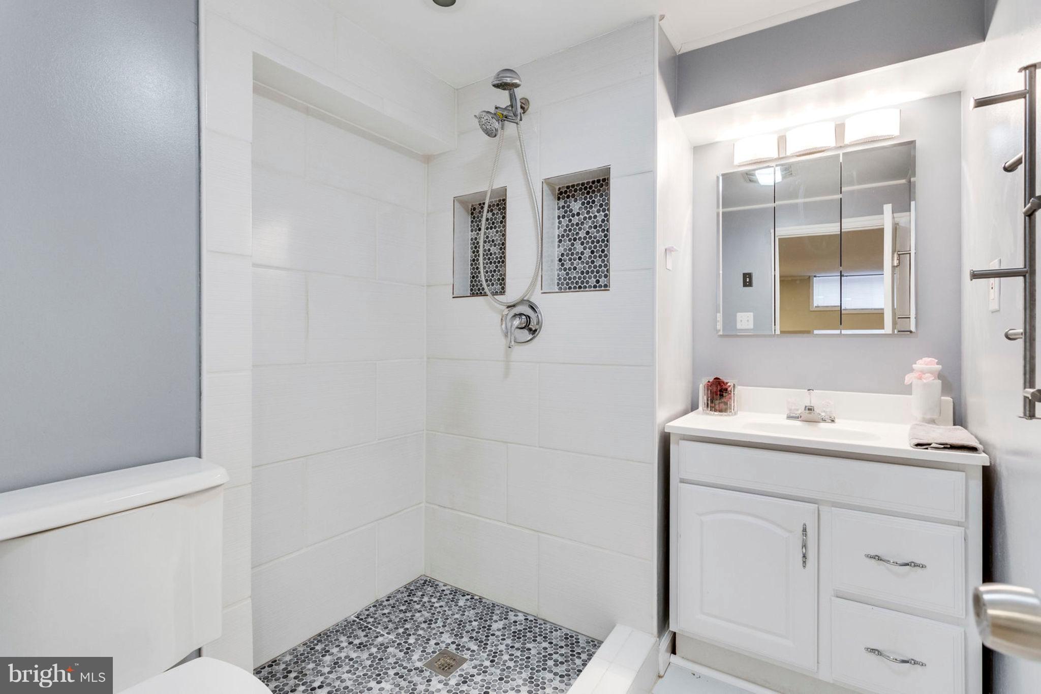 6335 Telegraph Road Alexandria, VA 22310 - Photo 18 of 39