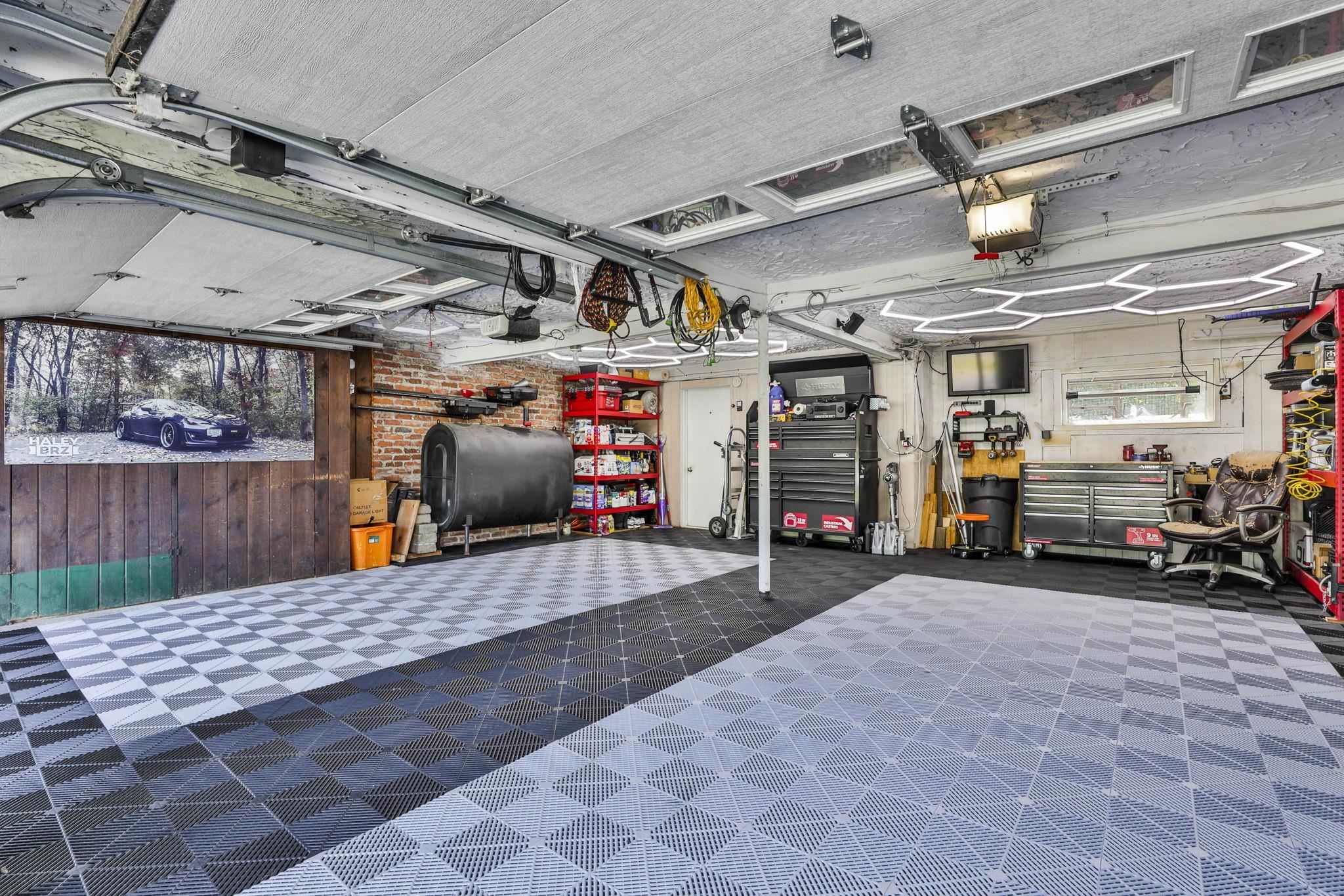 13 Irving Street Salem, NH 03079 - Photo 33 of 33