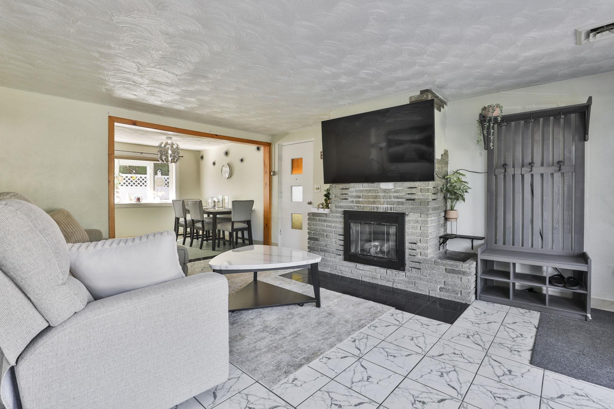 13 Irving Street Salem, NH 03079 - Photo 10 of 33