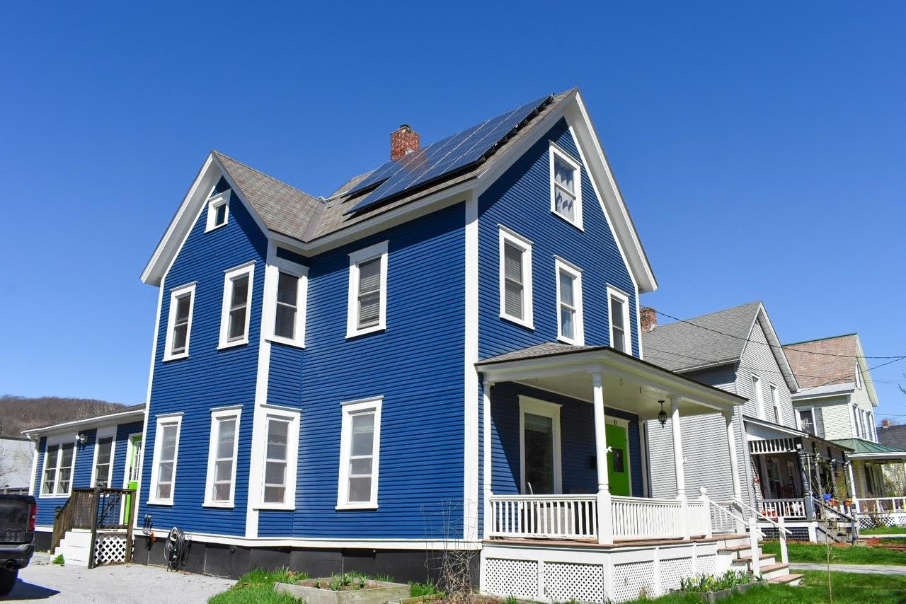 83 Baxter Street Rutland, VT 05701 - Photo 4 of 27