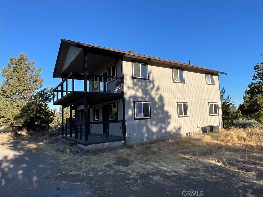 13730 Feldman Road Montague, CA 96064 - Photo 5 of 30