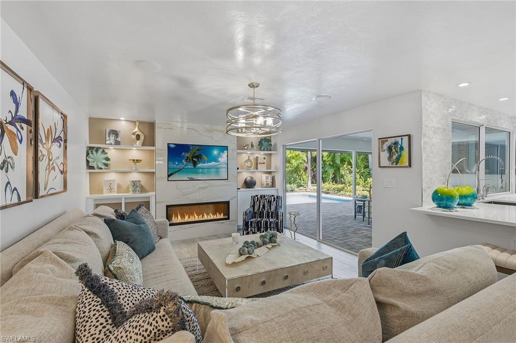 517 Turtle Hatch Lane Naples, FL 34103 - Photo 3 of 27