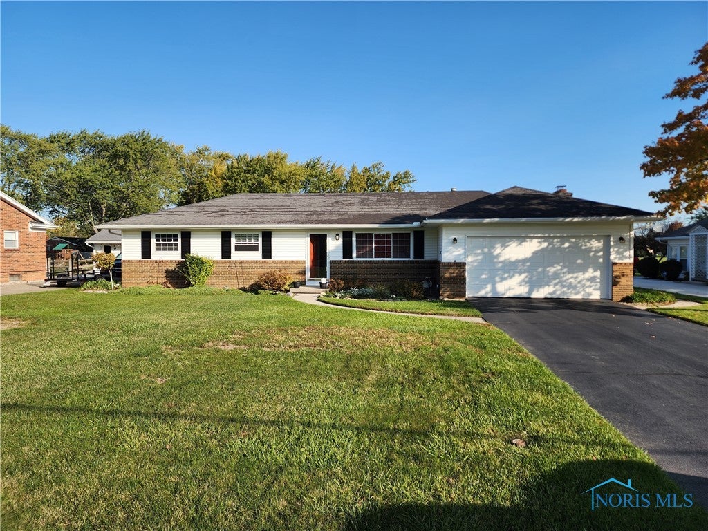 4231 Pickle Road Oregon, OH 43616 - Photo 1 of 26 Gallery Image 1