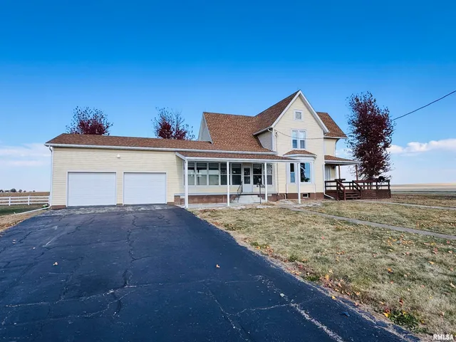 $325,000 | 10120 East 2250th Street, Adair, IL 61411