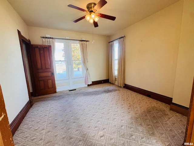 $325,000 | 10120 East 2250th Street, Adair, IL 61411