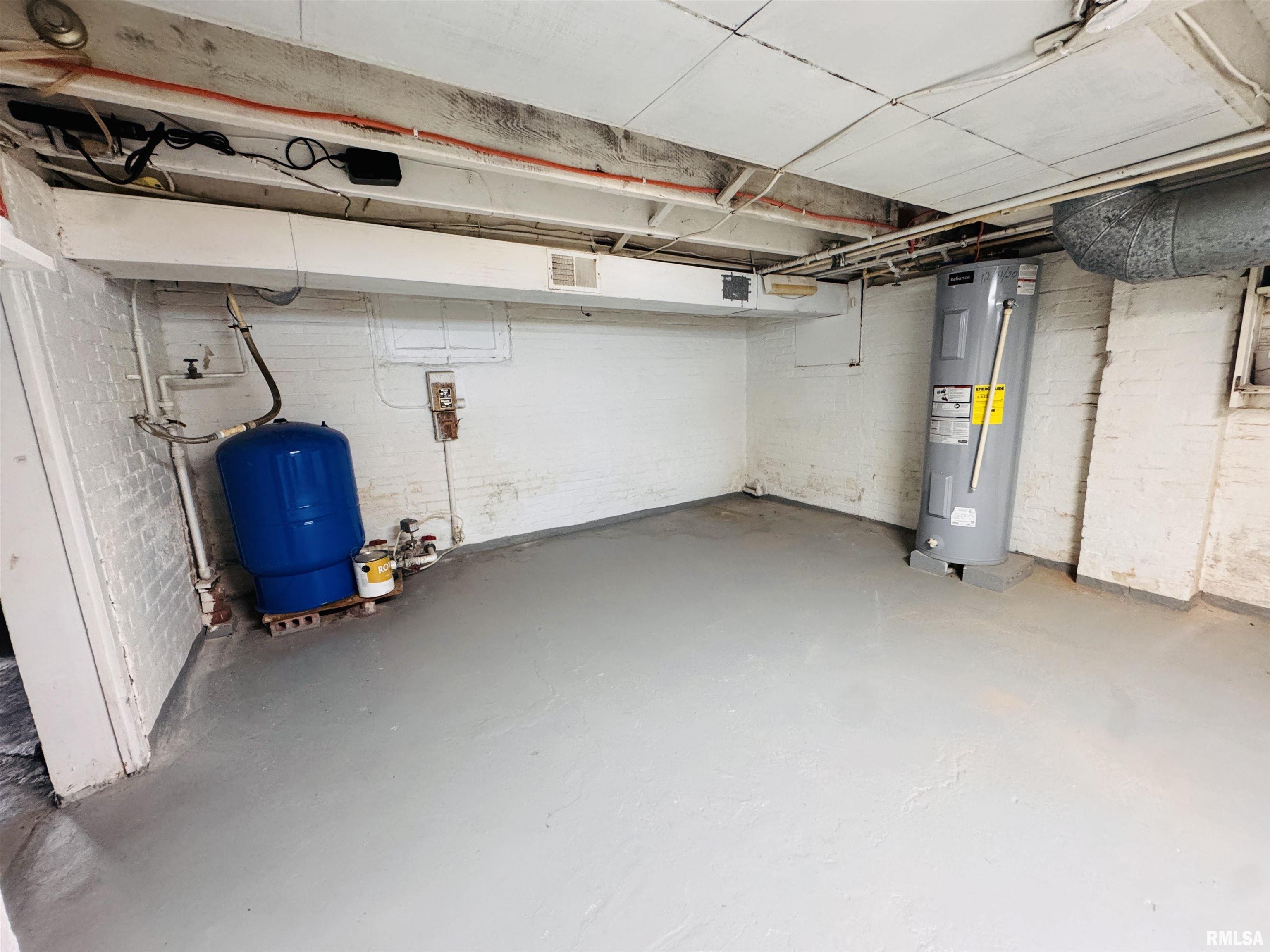 10120 East 2250th Street Adair, IL 61411 - Photo 34 of 48