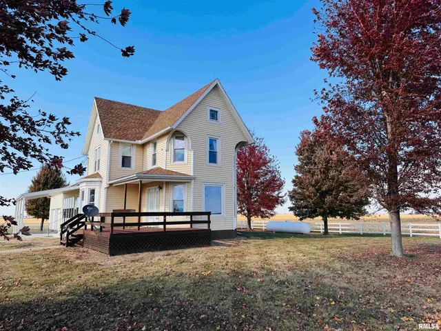 $325,000 | 10120 East 2250th Street, Adair, IL 61411