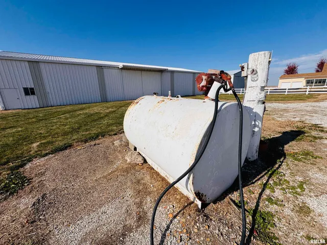 $325,000 | 10120 East 2250th Street, Adair, IL 61411